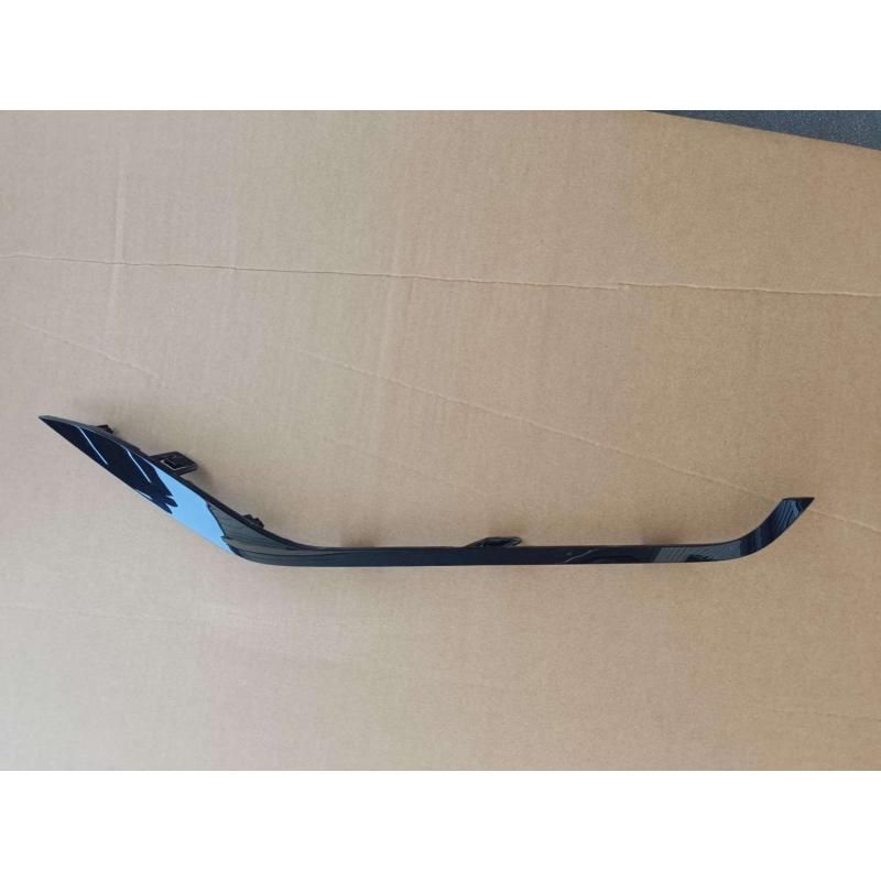 Front bumper trim L
