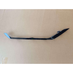 Front bumper trim R