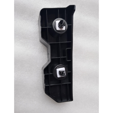 Rear bumper bracket L outside