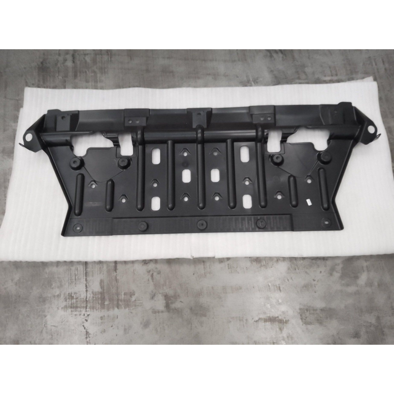 Engine lower fender front