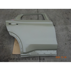 Right rear door