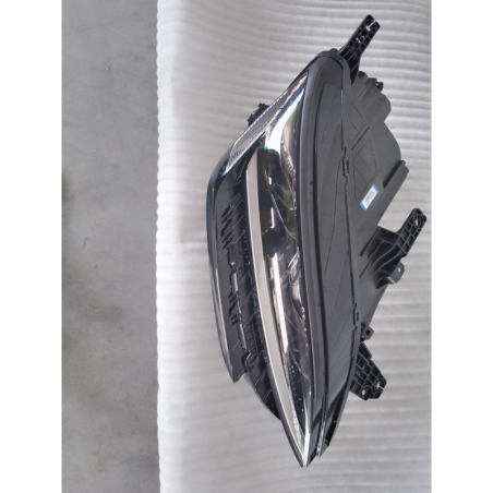 Right front headlight