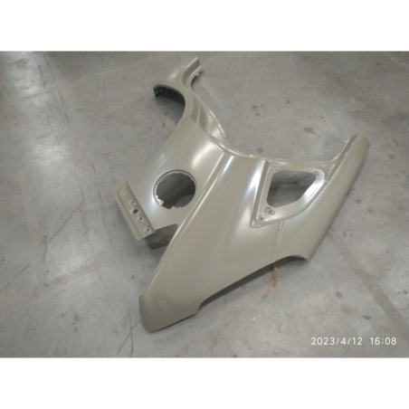 Left rear fender