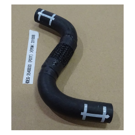 Brake fluid tank connecting hose