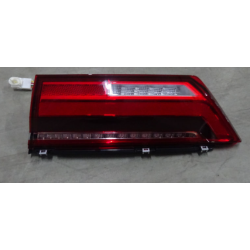 Right inner taillight