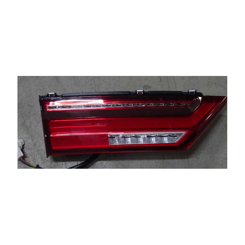 Left inner taillight