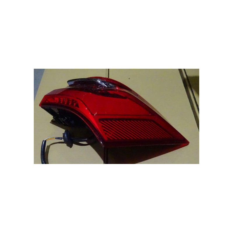 Right outer taillight