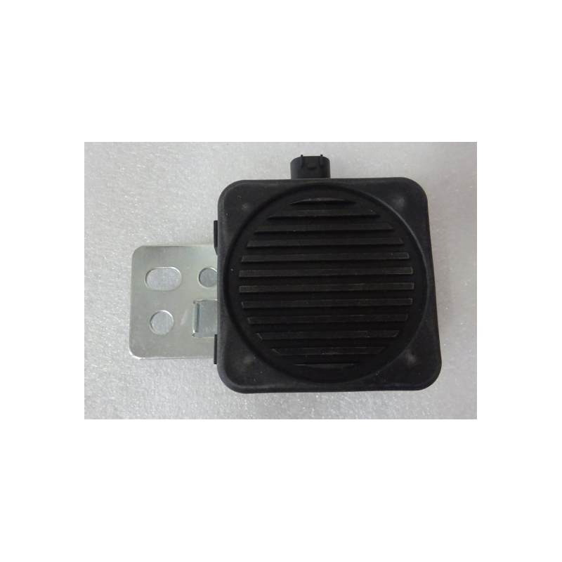 Engine sound simulator