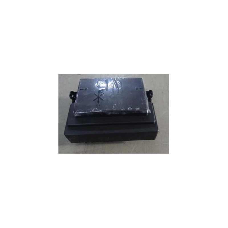 Front compartment power distribution box