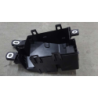 Front compartment power distribution box lower bracket