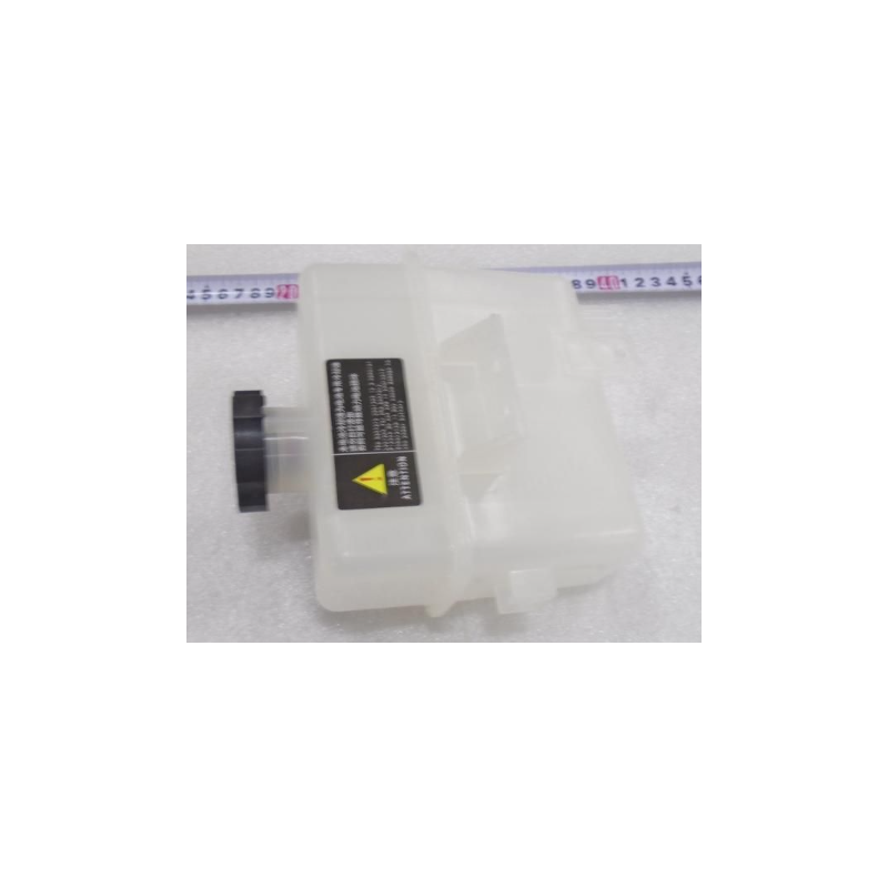 Battery thermal management auxiliary water tank