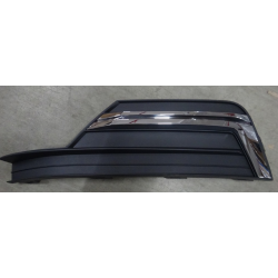 Left front fog lamp decorative panel