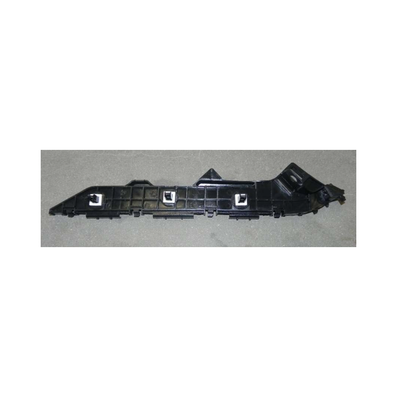 Rear bumper right front bracket