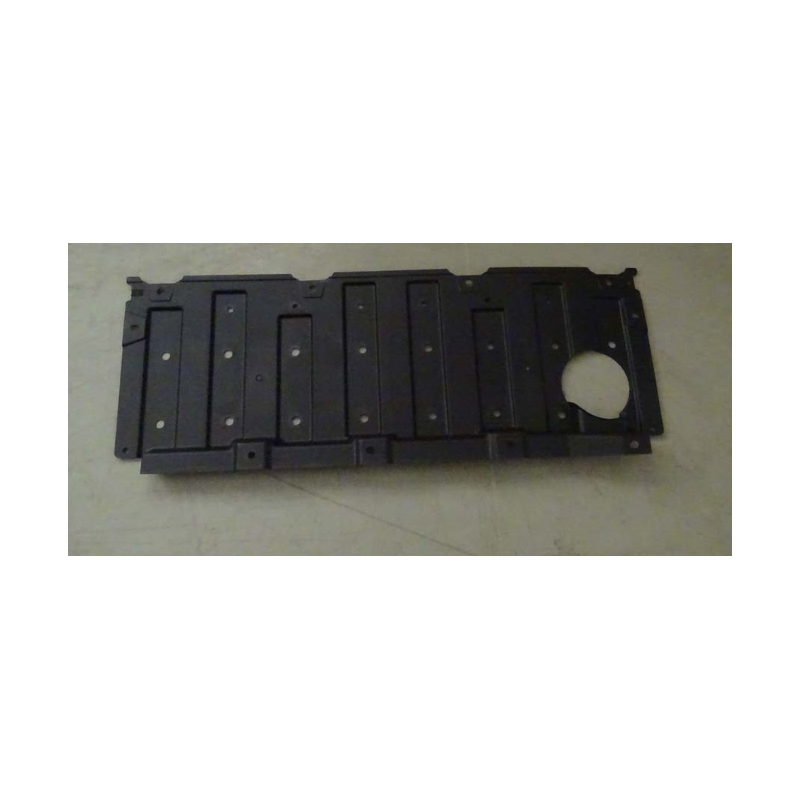 Front motor lower fender