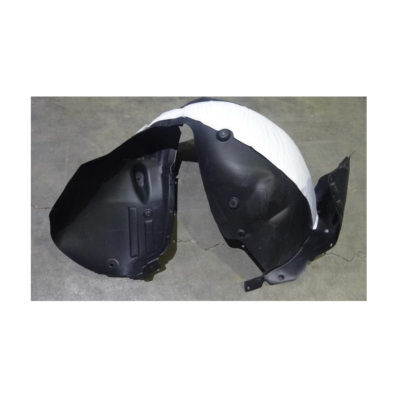 Left front wheel fender