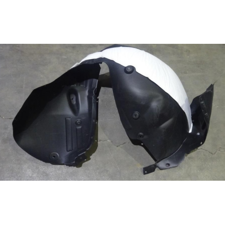 Left front wheel fender