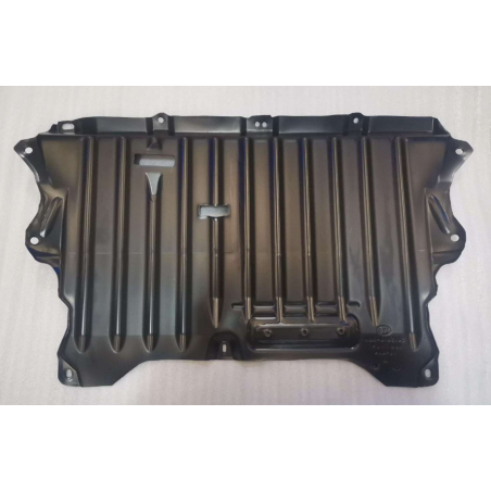 Engine lower fender