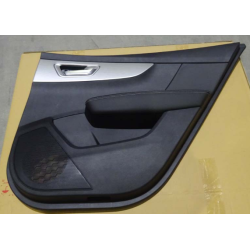 Right rear door guard plate