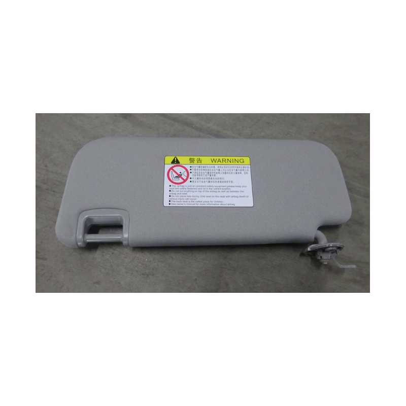 Right sun visor