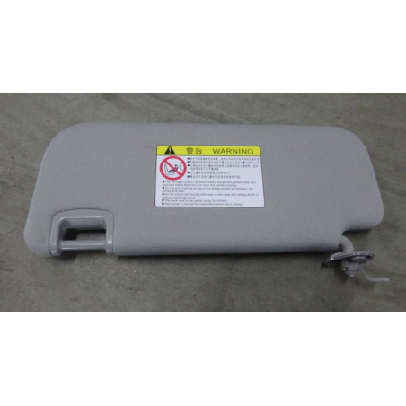 Right sun visor