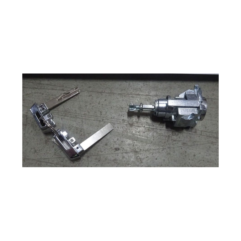 Front door lock cylinder