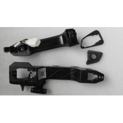 Left front door exterior handle