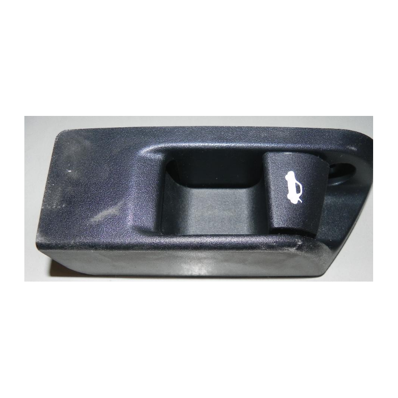 Trunk lid opening handle