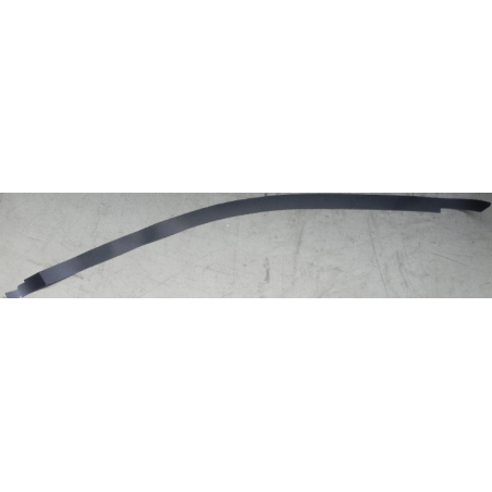 Black film on the right front door upper window frame