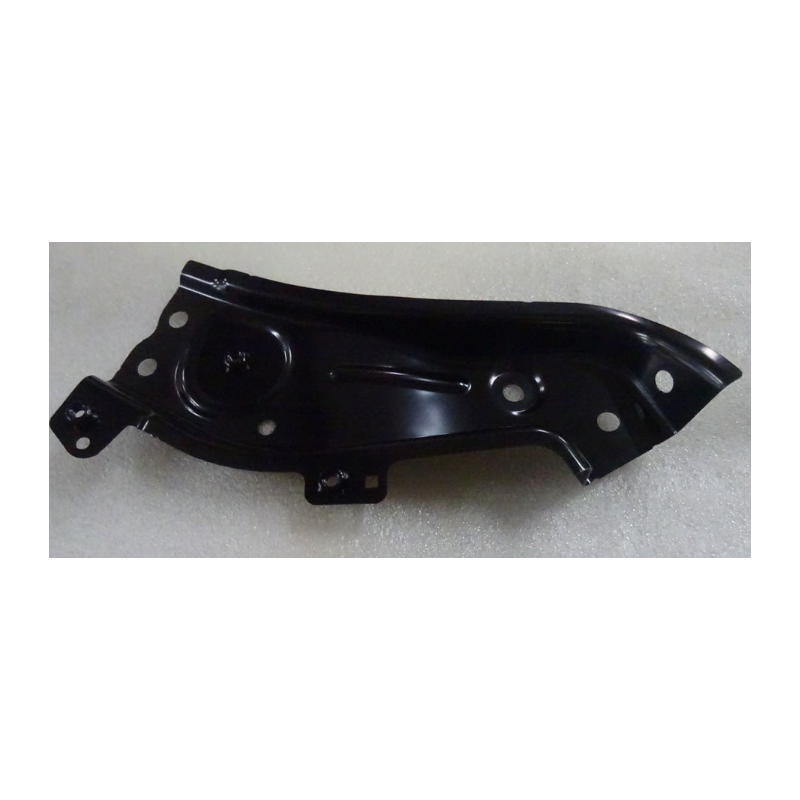 Front section of right connecting plate of water tank cross beam