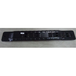 Front cabin lower beam