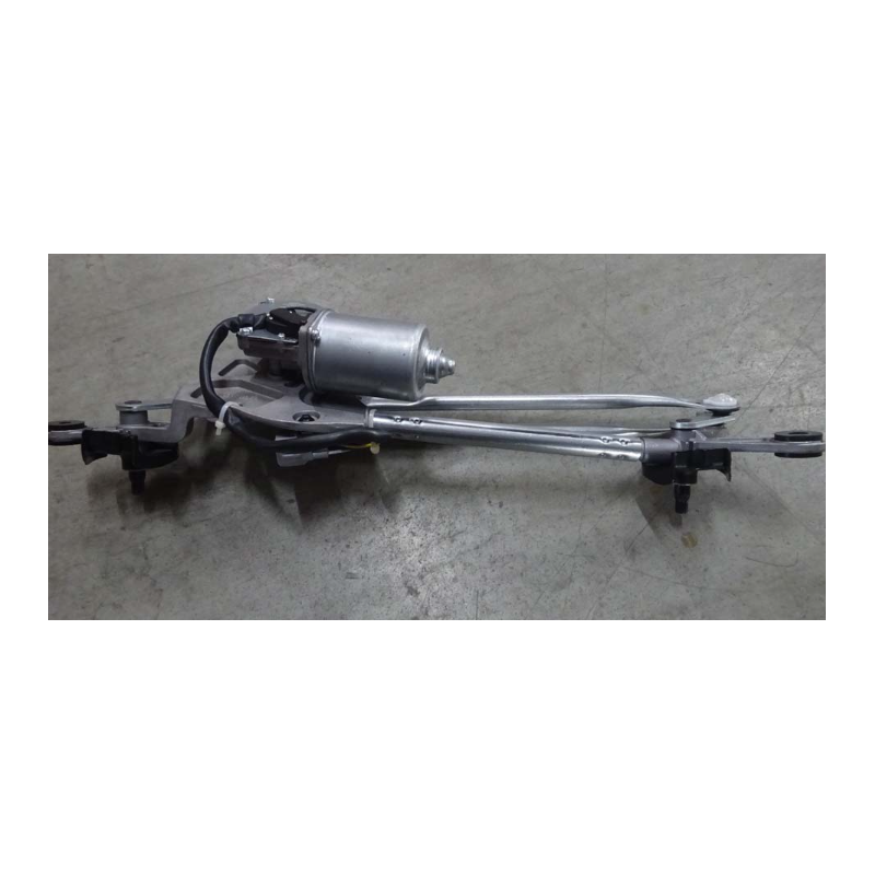 Front wiper drive system