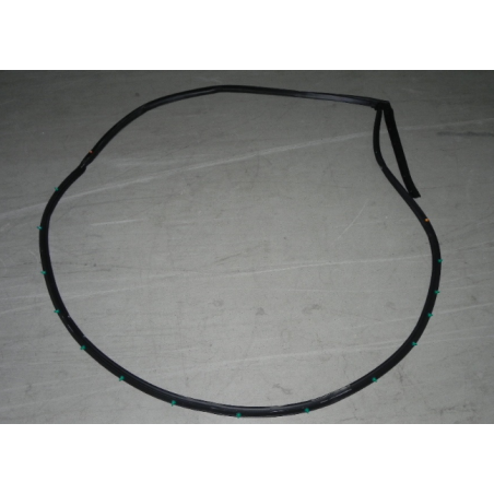 Right rear door sealing strip