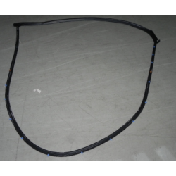 Right front door sealing strip