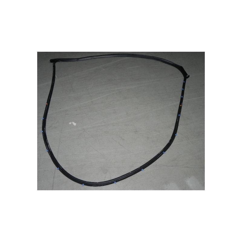 Right front door sealing strip