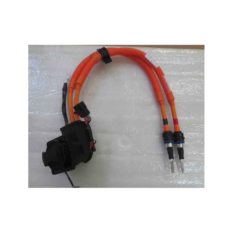 DC charging vehicle socket